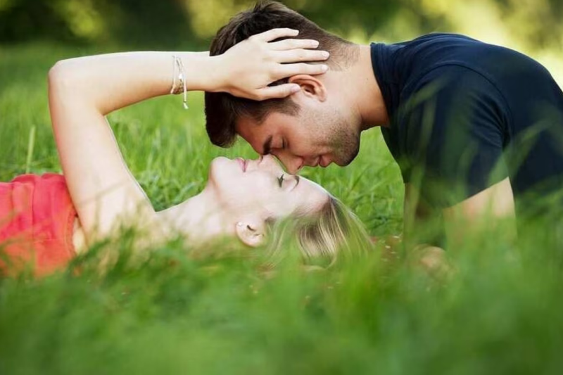 सही जीवन साथी कैसे चुनें! जानें और फॉलो करें ये सारी टिप्स खुशियों से भर जाएगा आपका जीवन